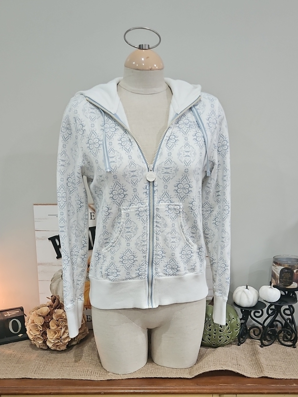 The North Face Light Blue & White Patterned Zip Hoodie Sz Small Christmas Theme.